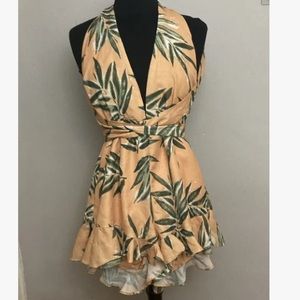 12-23 L’atiste Floral Tropical Romper Halter Medium Ruffle Shorts